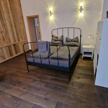 Apartment Liebevoll Sanierte Altbauwohnung Waldsieversdorf