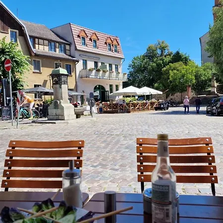 Liebevoll Sanierte Altbauwohnung