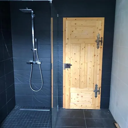 Liebevoll Sanierte Altbauwohnung Daire